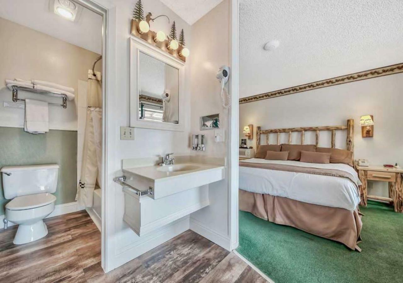 Walker River Motel 3*
